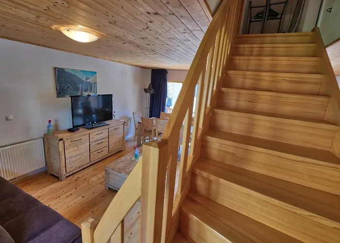 Jacobs House Apartma *